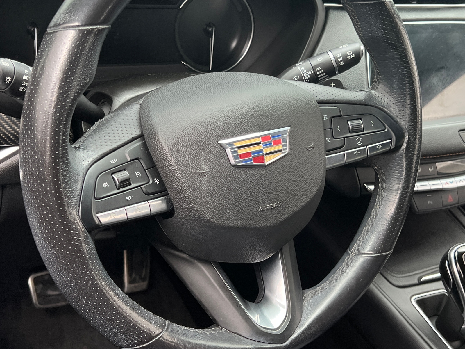 Thumbnail: 2020 Cadillac XT4 - 4