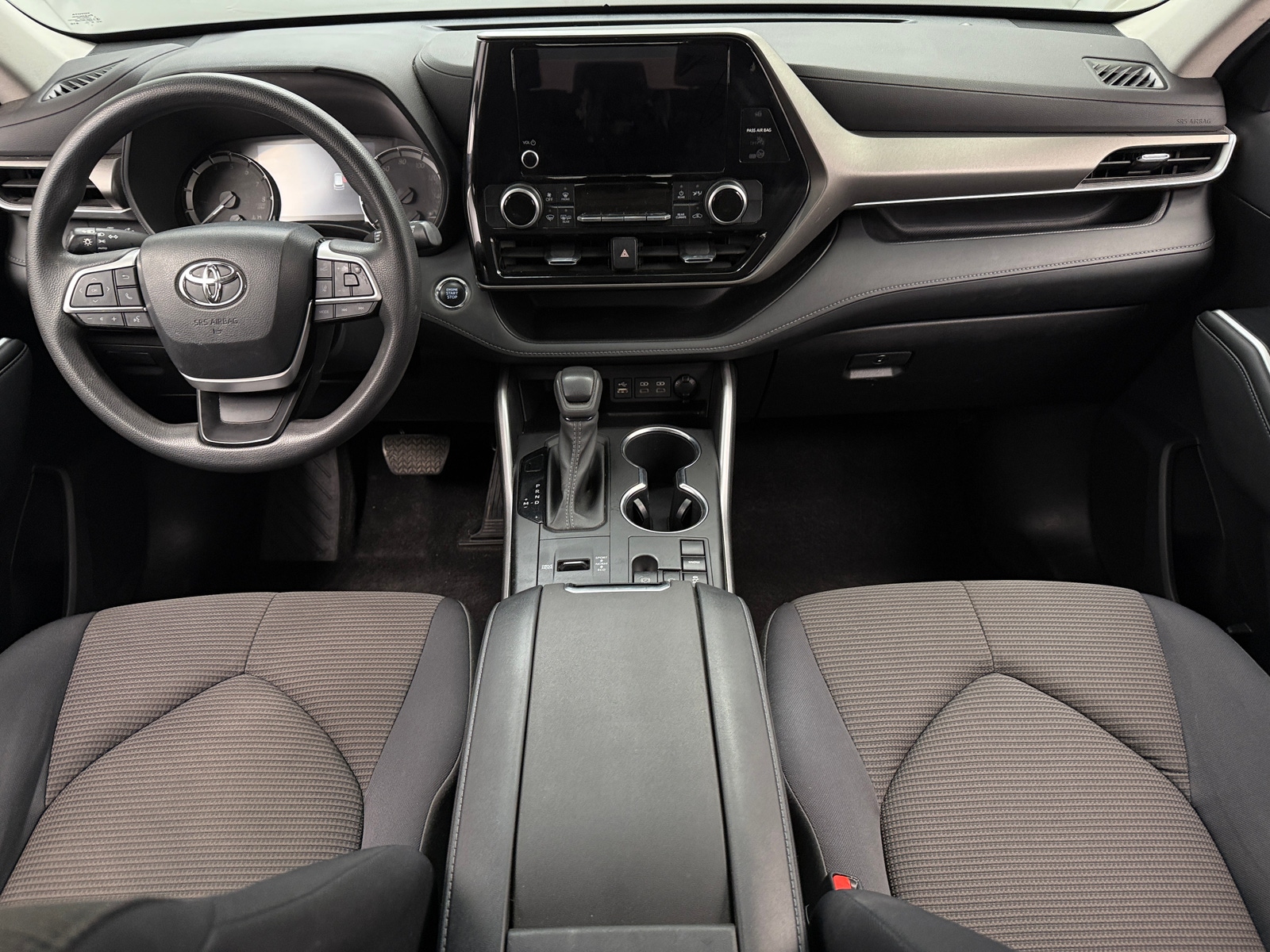 Thumbnail: 2023 Toyota Highlander - 3