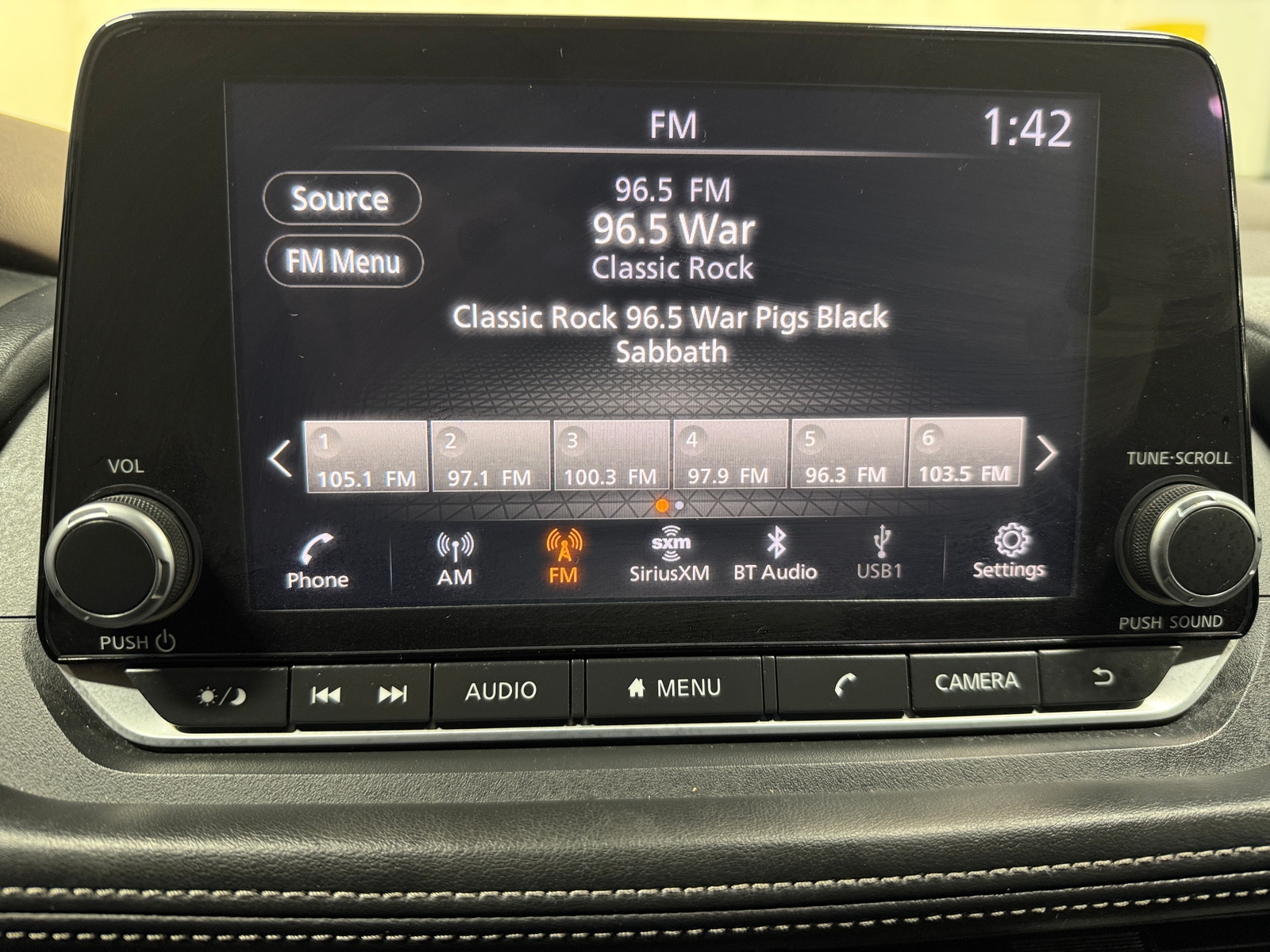 Thumbnail: 2023 Nissan Rogue - 4