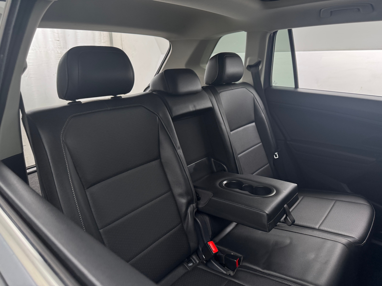 Thumbnail: 2019 Volkswagen Tiguan - 5