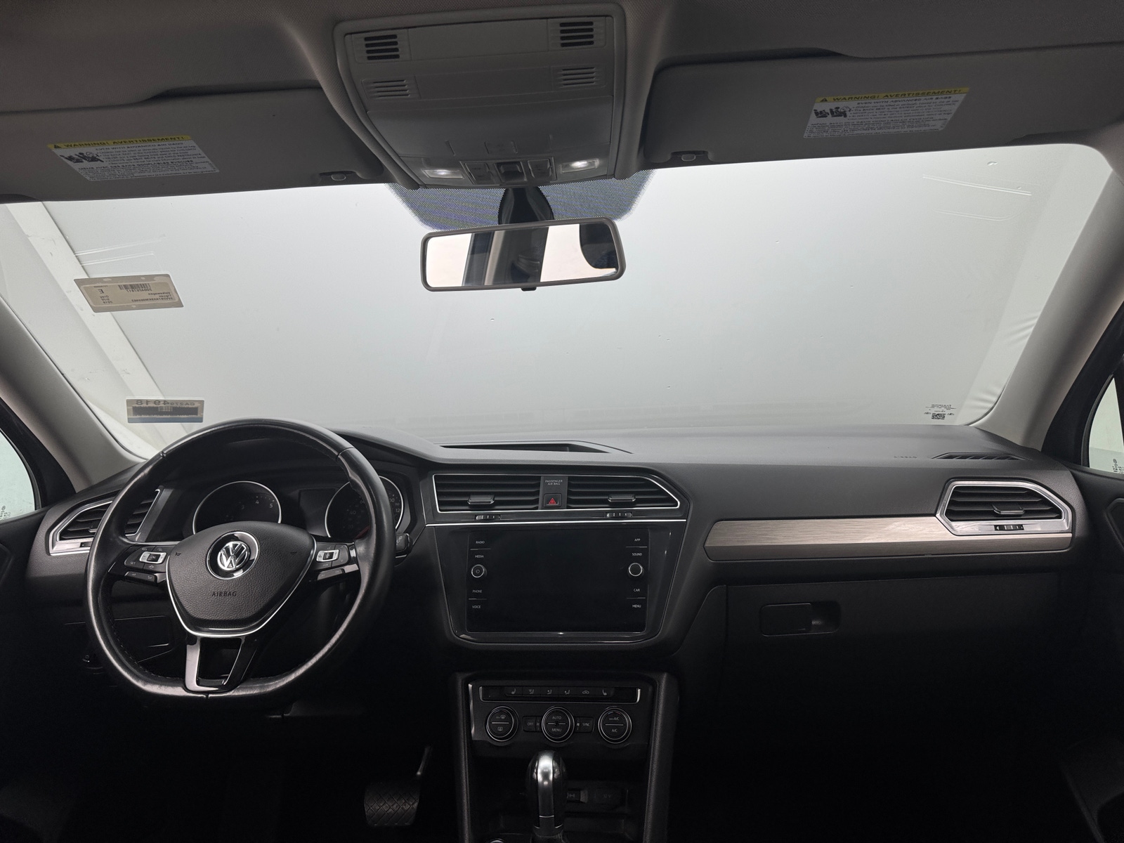 Thumbnail: 2019 Volkswagen Tiguan - 2