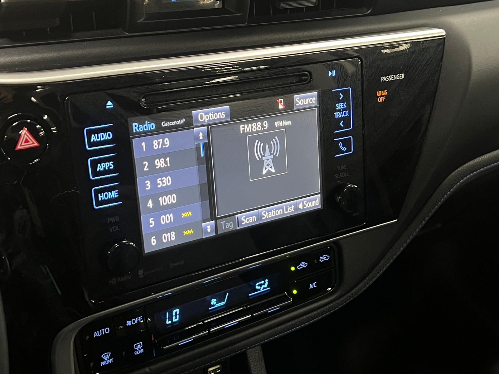 Thumbnail: 2017 Toyota Corolla - 4