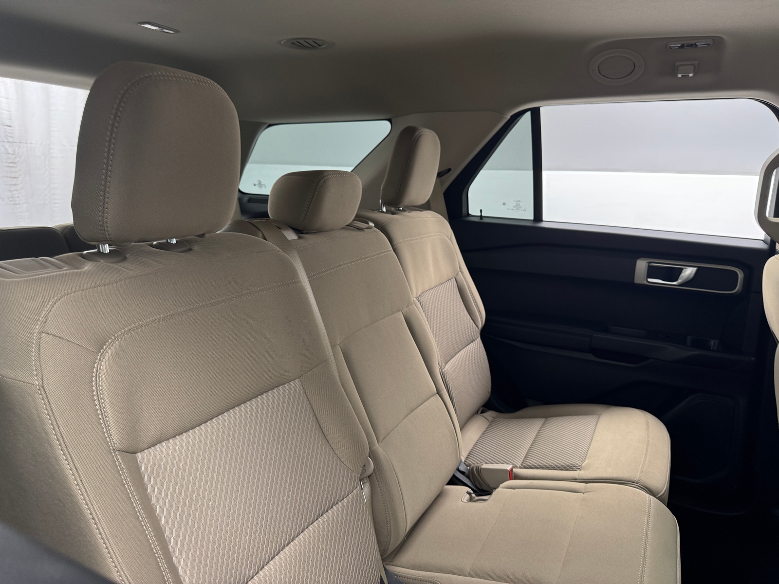 Thumbnail: 2021 Ford Explorer - 6