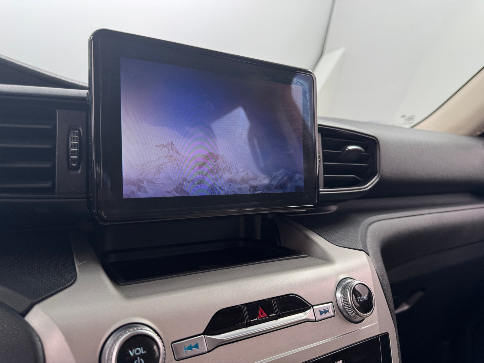 Thumbnail: 2021 Ford Explorer - 4