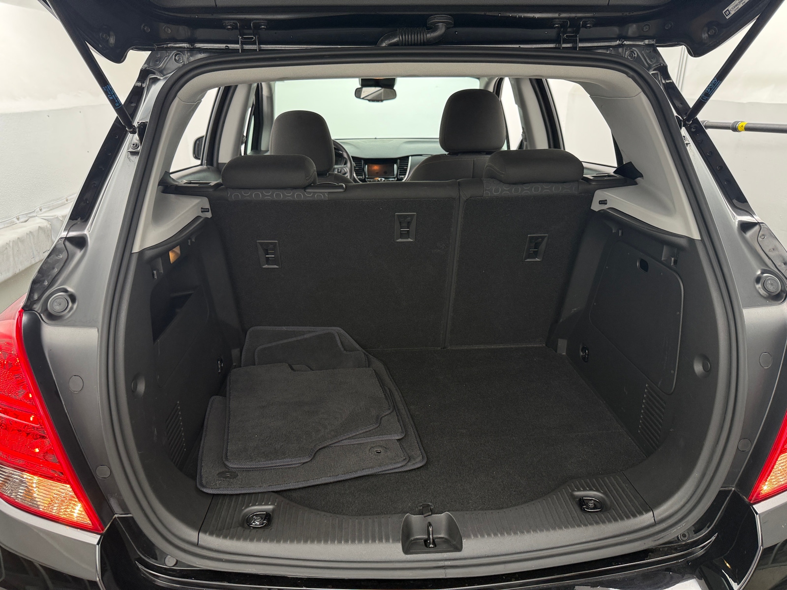 Thumbnail: 2020 Chevrolet Trax - 7