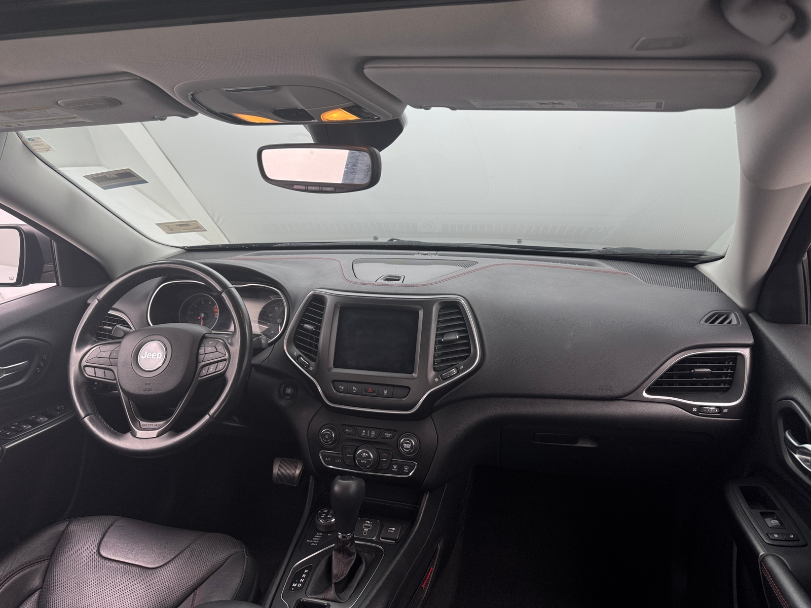 Thumbnail: 2019 Jeep Cherokee - 2