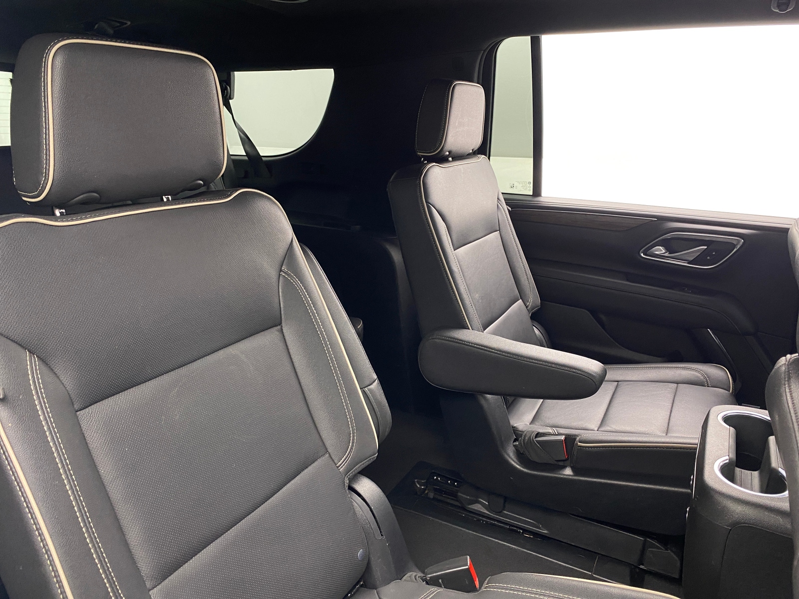 Thumbnail: 2023 Chevrolet Suburban - 5