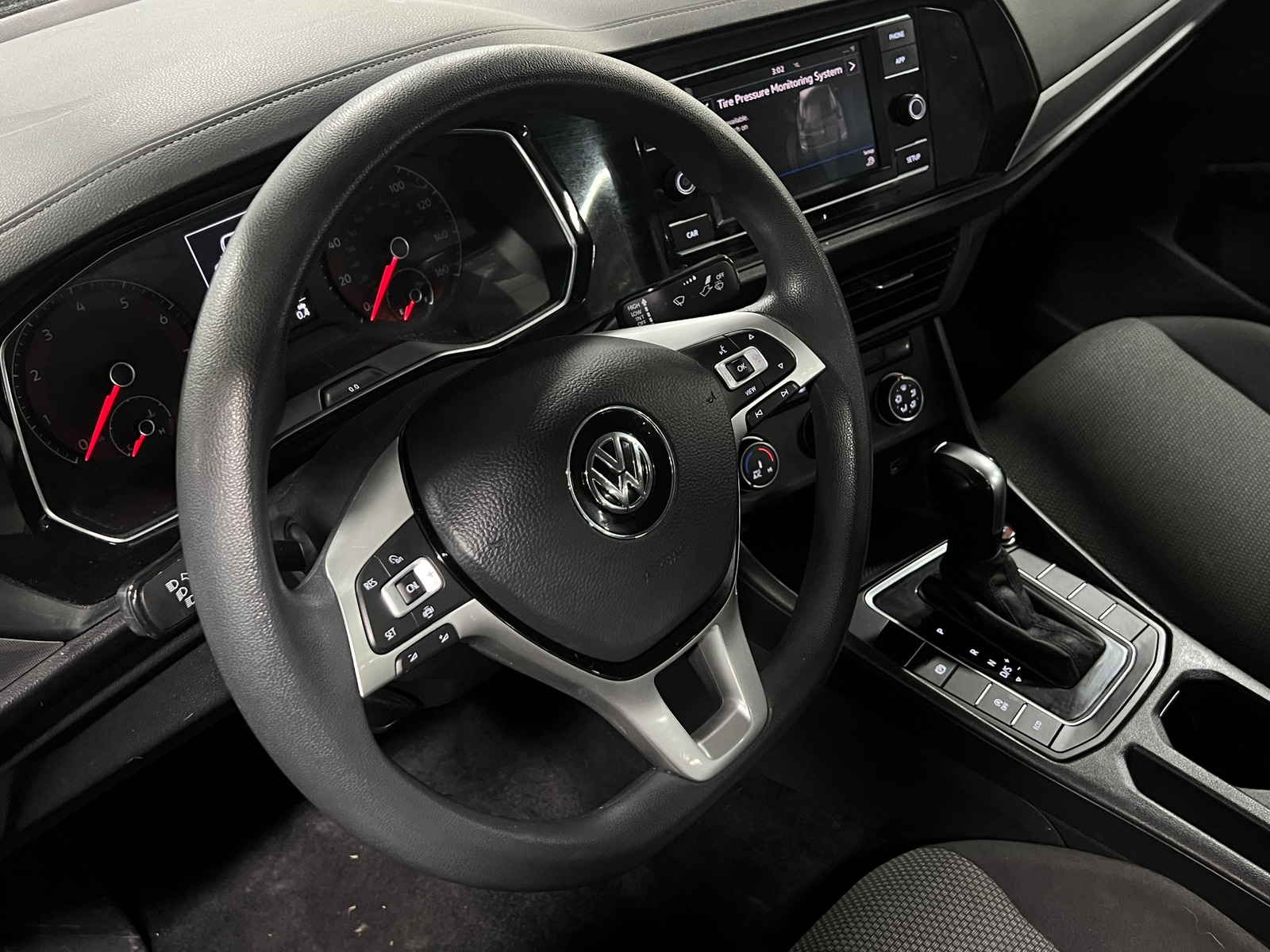 Thumbnail: 2019 Volkswagen Jetta - 5