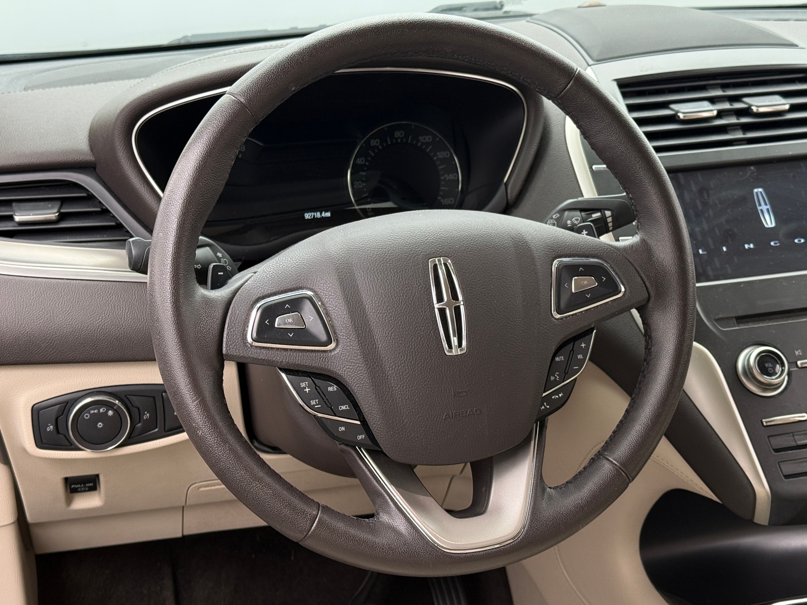 Thumbnail: 2018 Lincoln MKC - 4