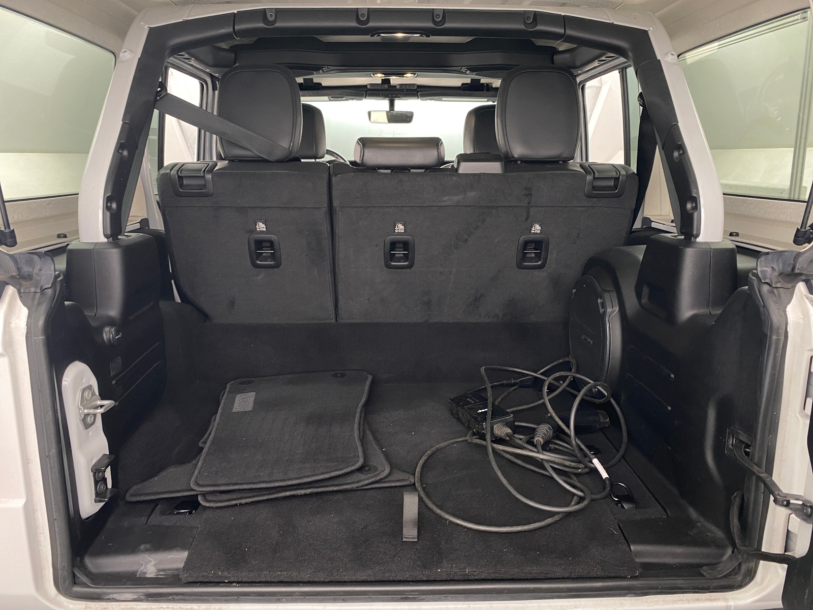 Thumbnail: 2022 Jeep Wrangler - 6