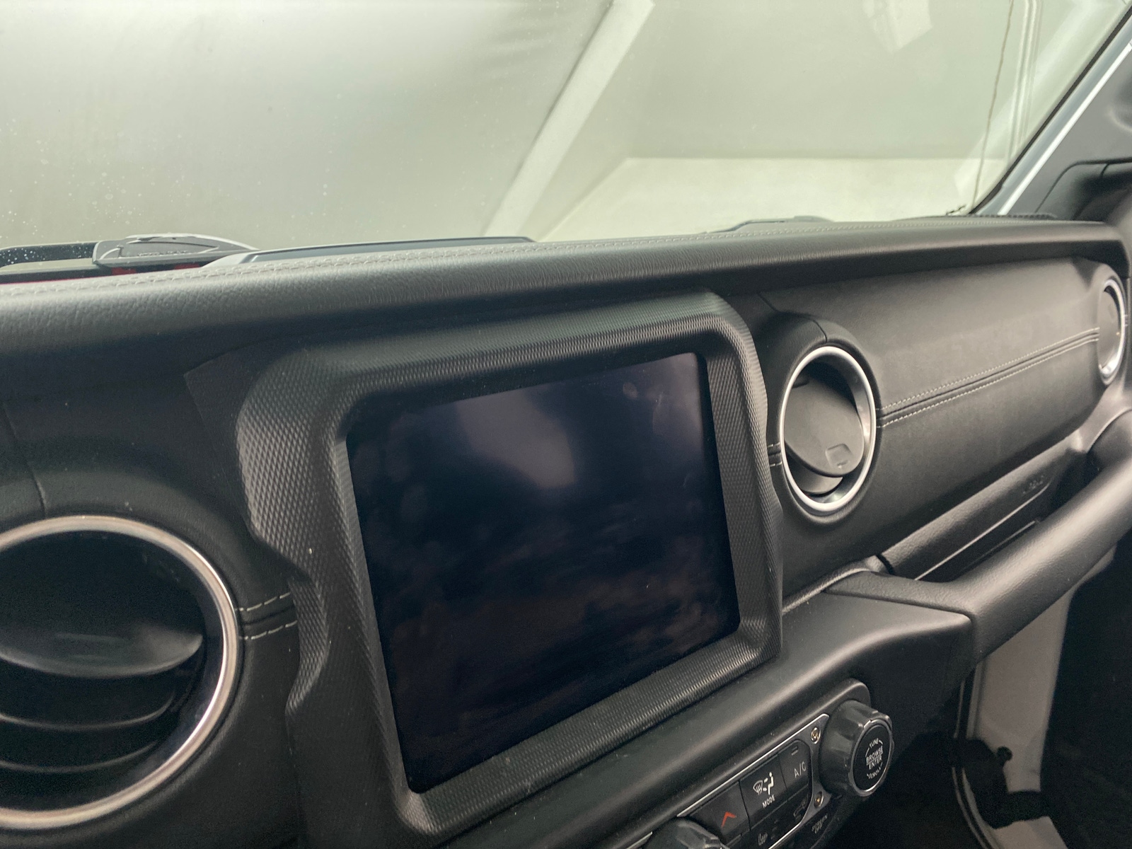 Thumbnail: 2022 Jeep Wrangler - 3