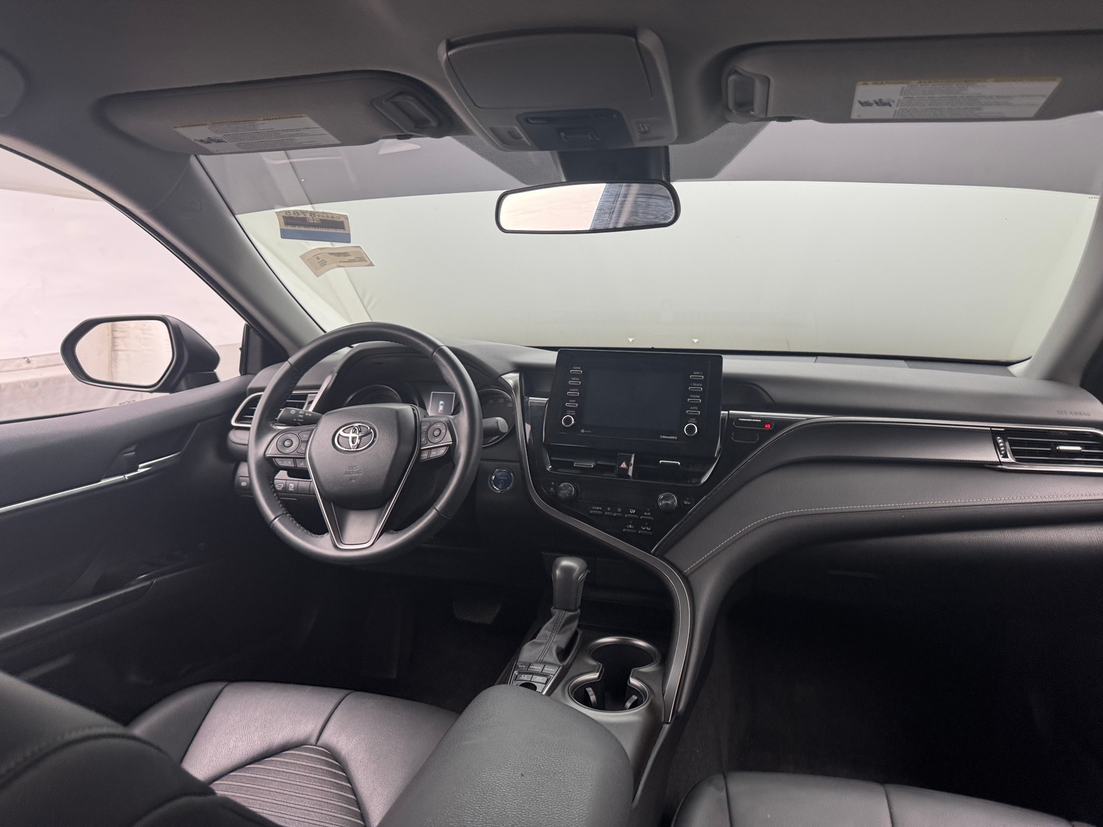 Thumbnail: 2022 Toyota Camry - 3