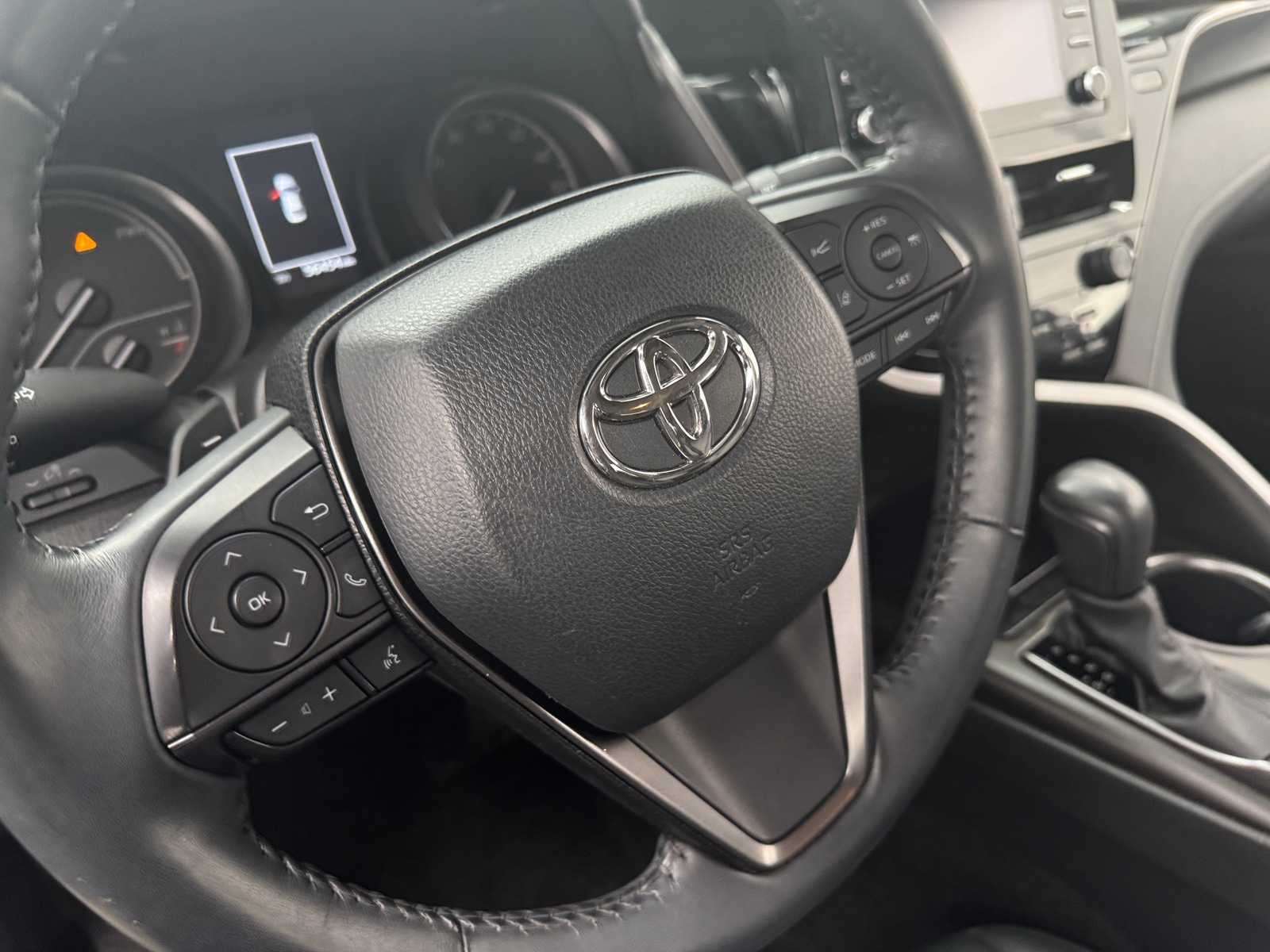 Thumbnail: 2022 Toyota Camry - 5