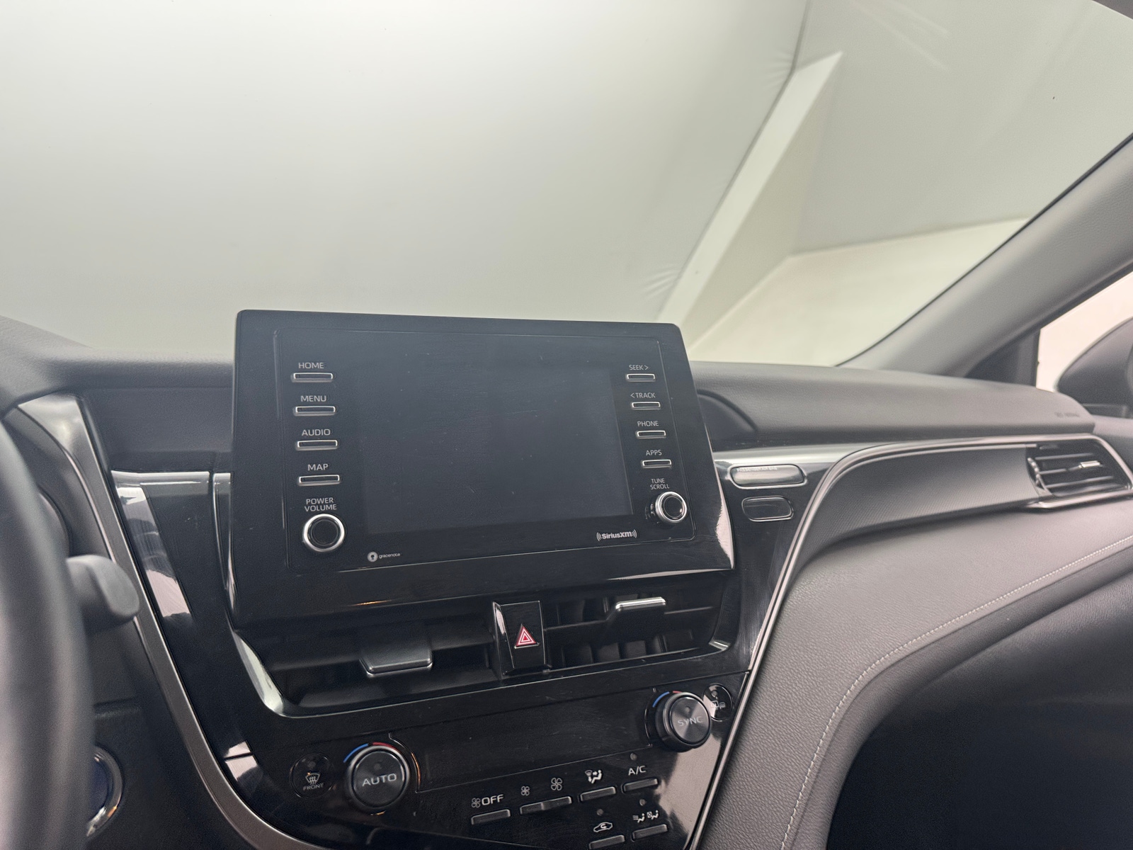 Thumbnail: 2022 Toyota Camry - 4