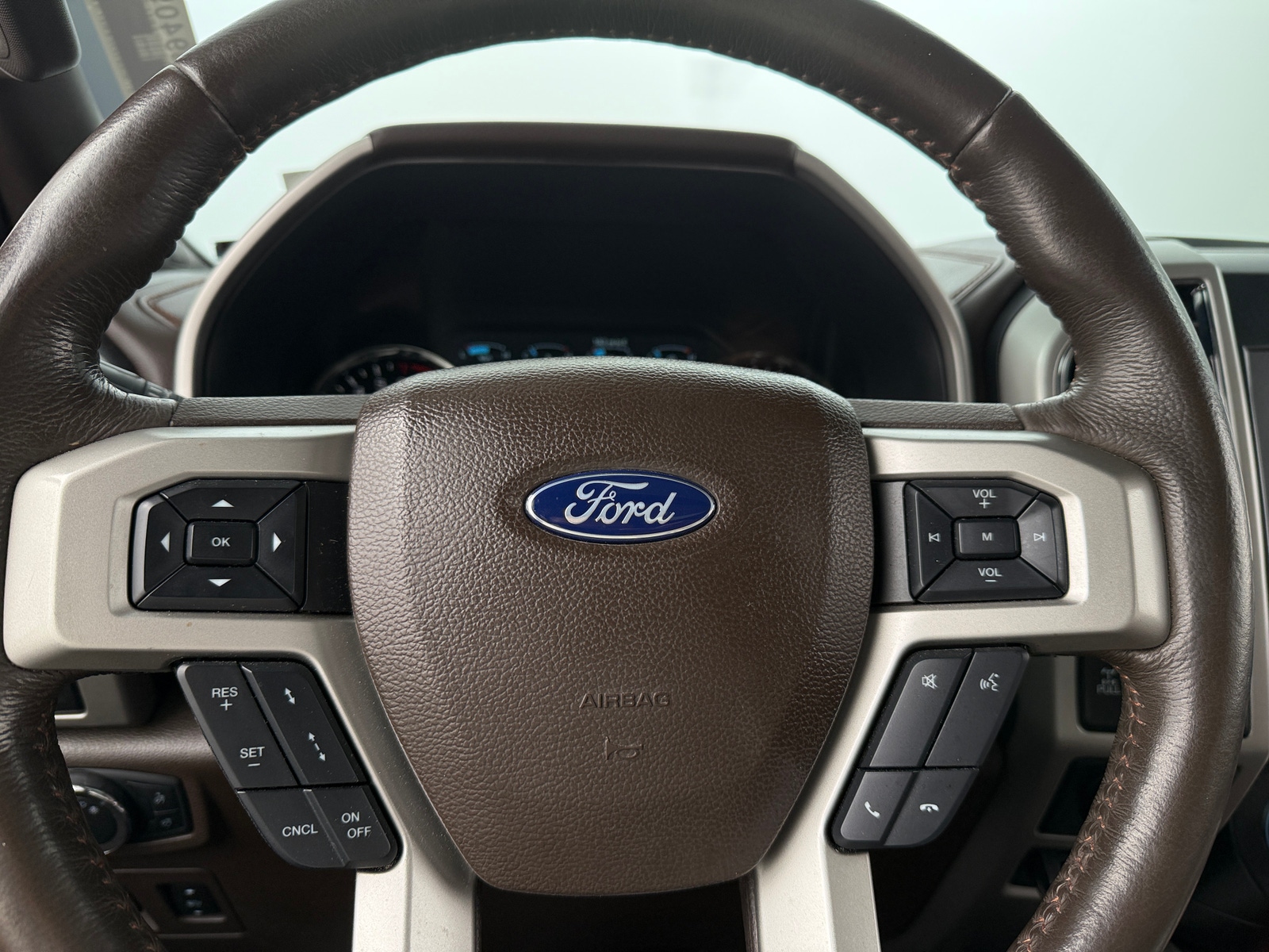 Thumbnail: 2020 Ford Econoline - 4