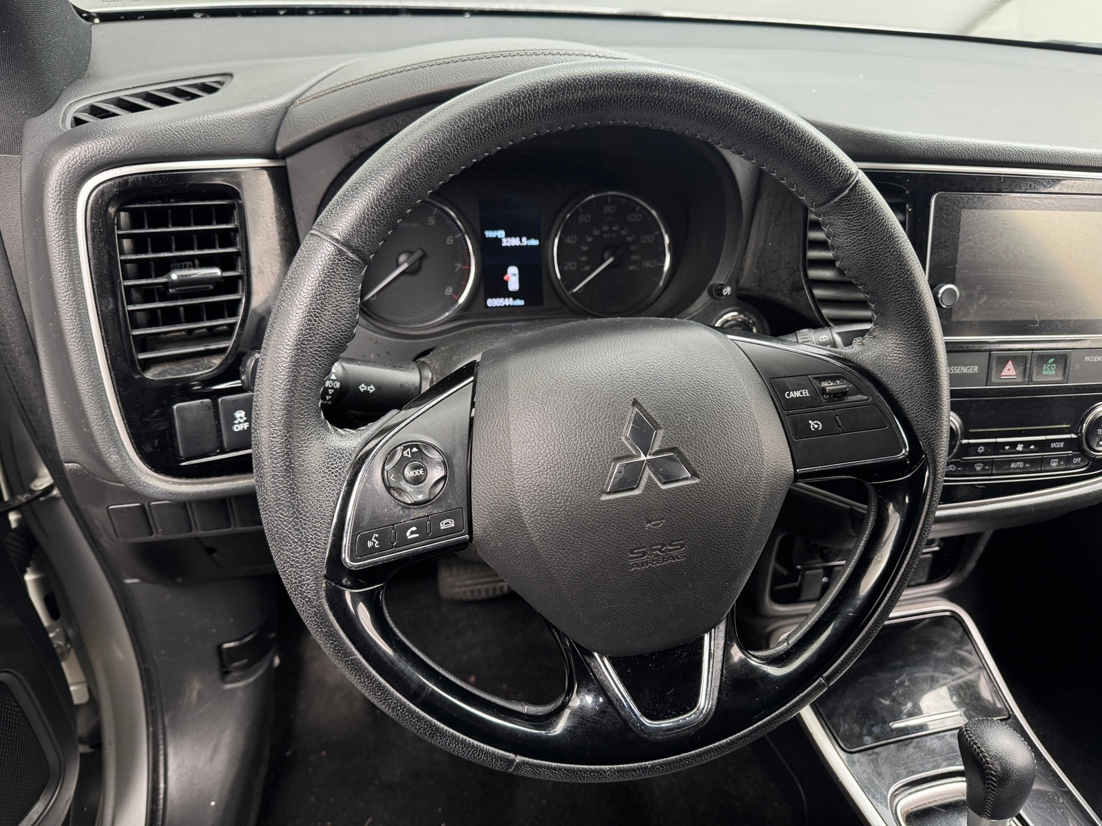 Thumbnail: 2018 Mitsubishi Outlander - 5