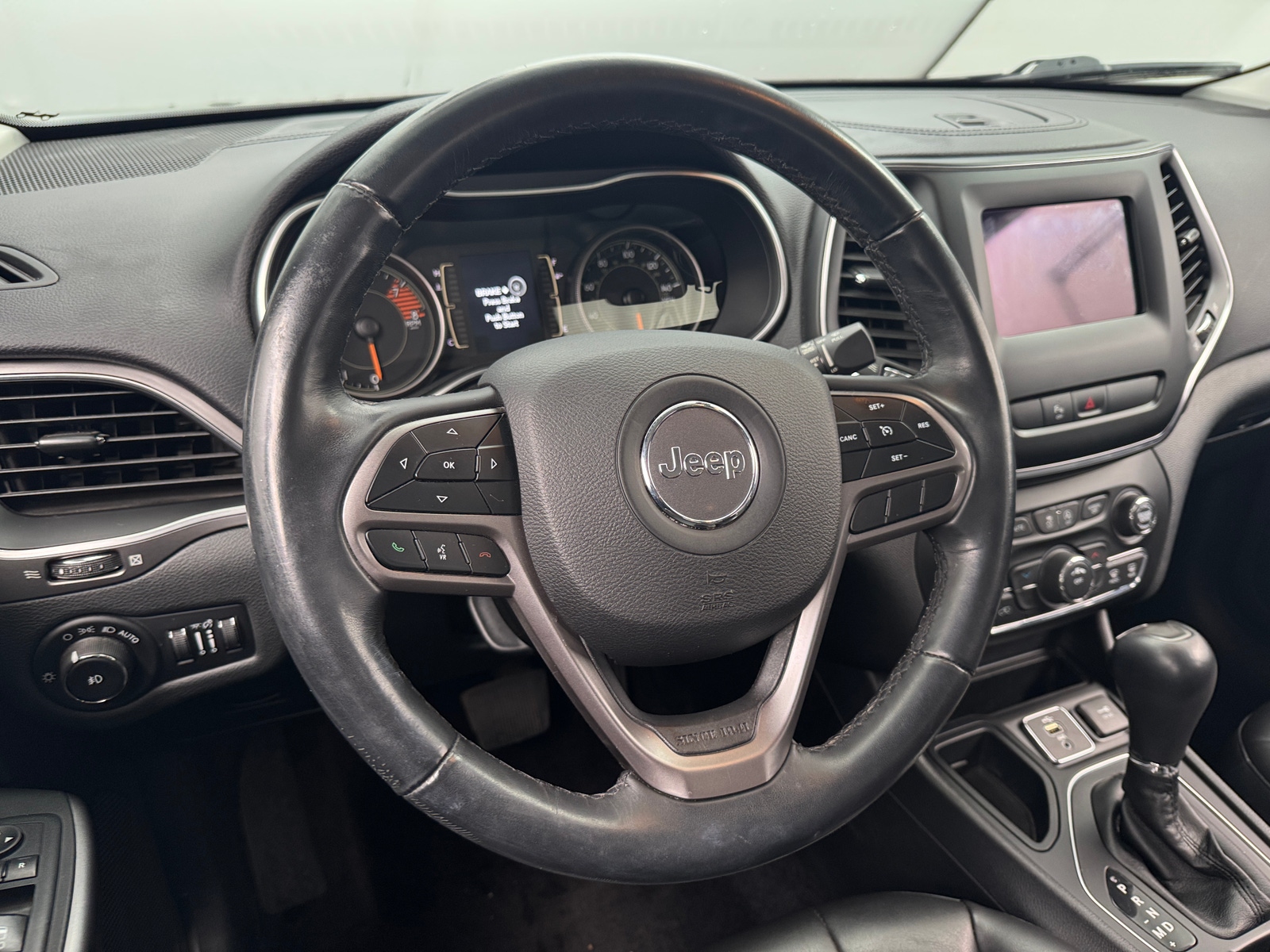 Thumbnail: 2019 Jeep Cherokee - 5