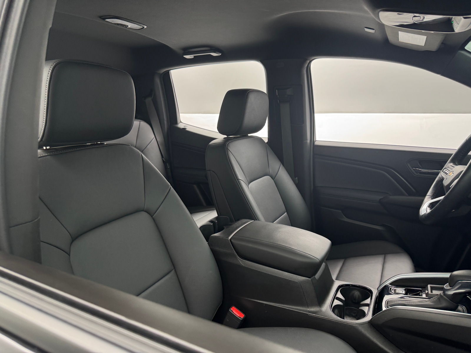 Thumbnail: 2024 Chevrolet Colorado - 2