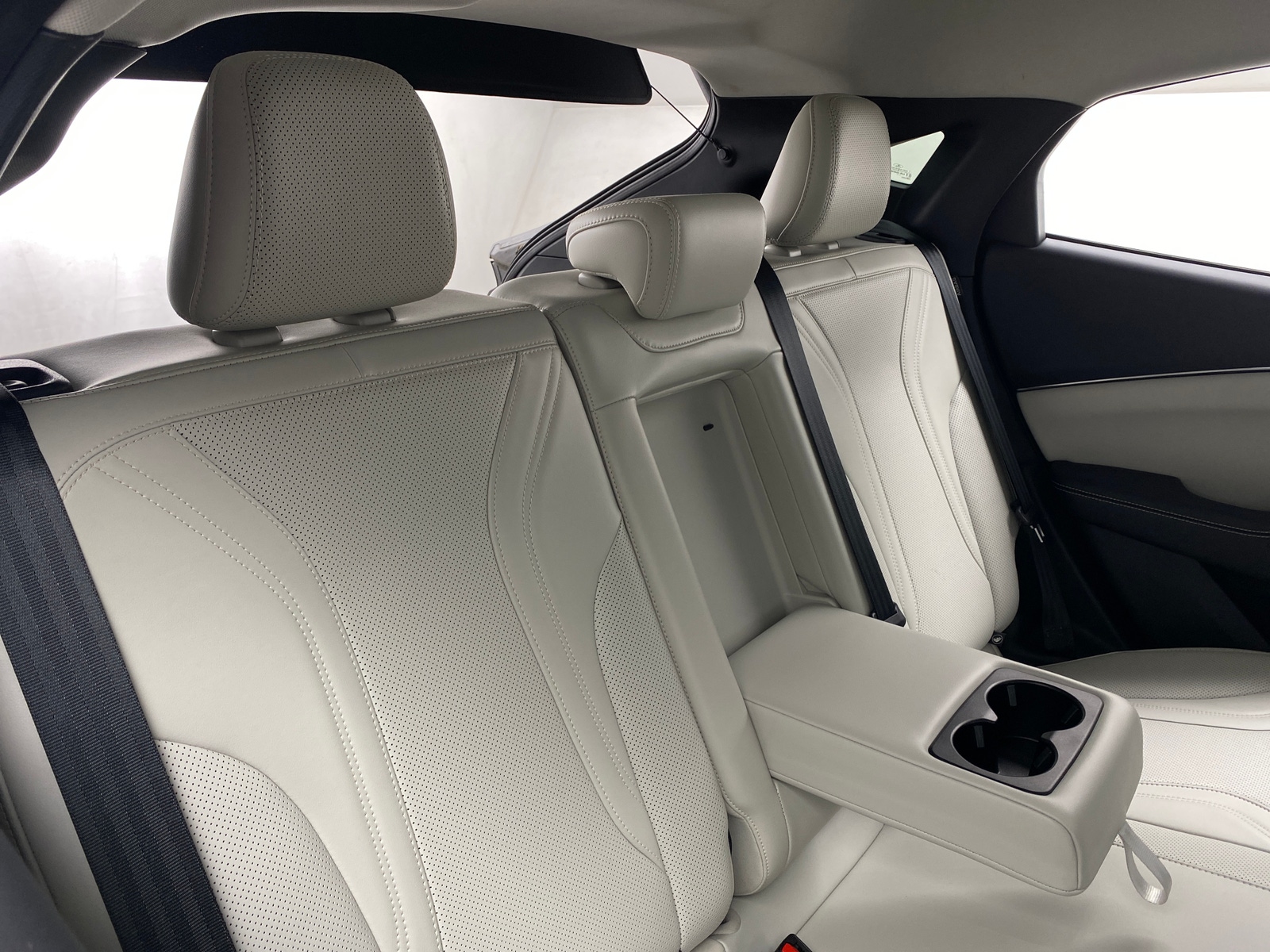 Thumbnail: 2021 Ford Mustang Mach-E - 5