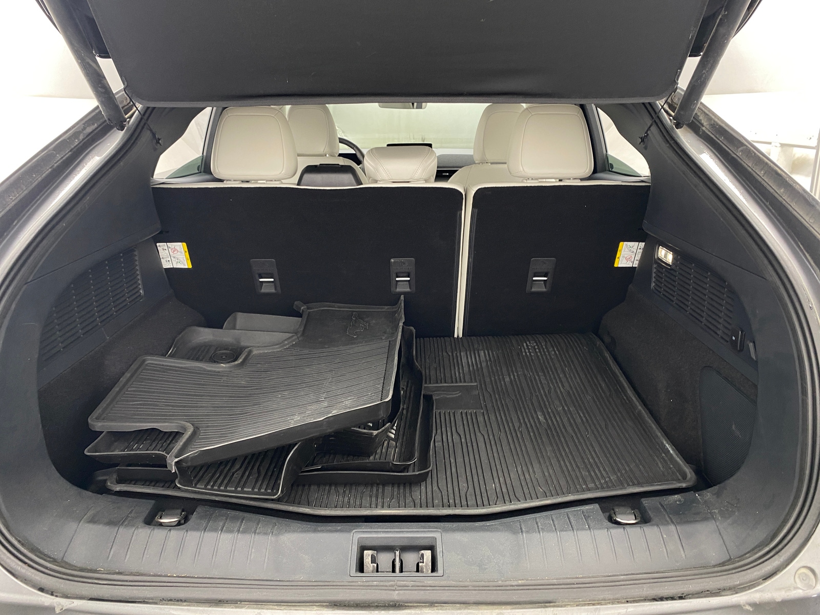 Thumbnail: 2021 Ford Mustang Mach-E - 6