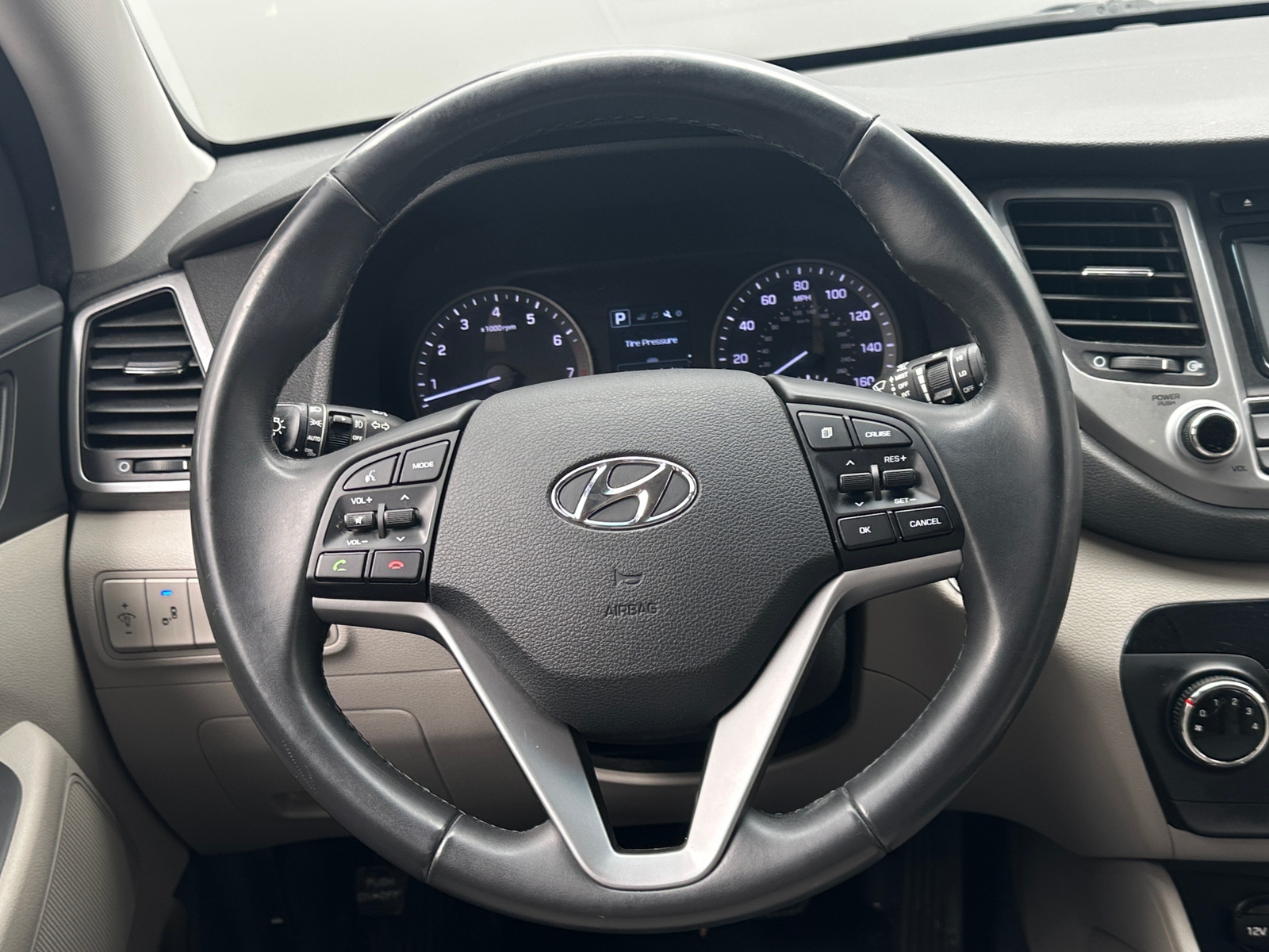 Thumbnail: 2017 Hyundai Tucson - 5