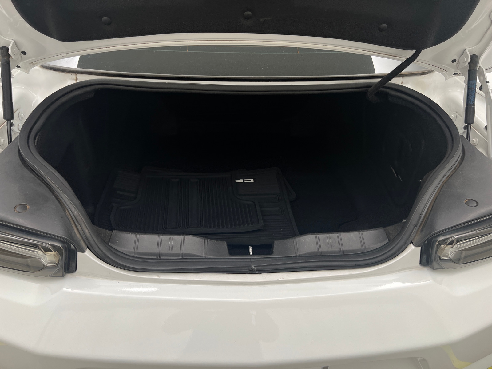 Thumbnail: 2021 Chevrolet Camaro - 5