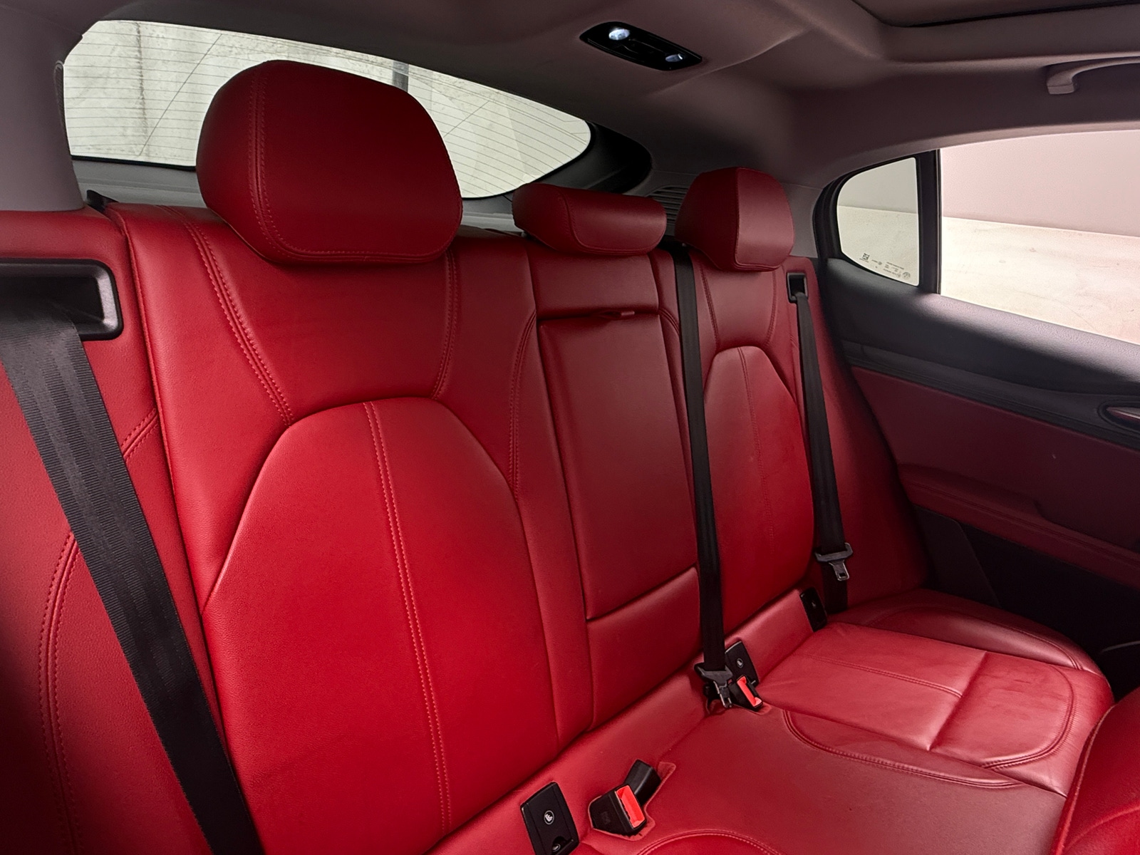 Thumbnail: 2021 Alfa Romeo Stelvio - 5