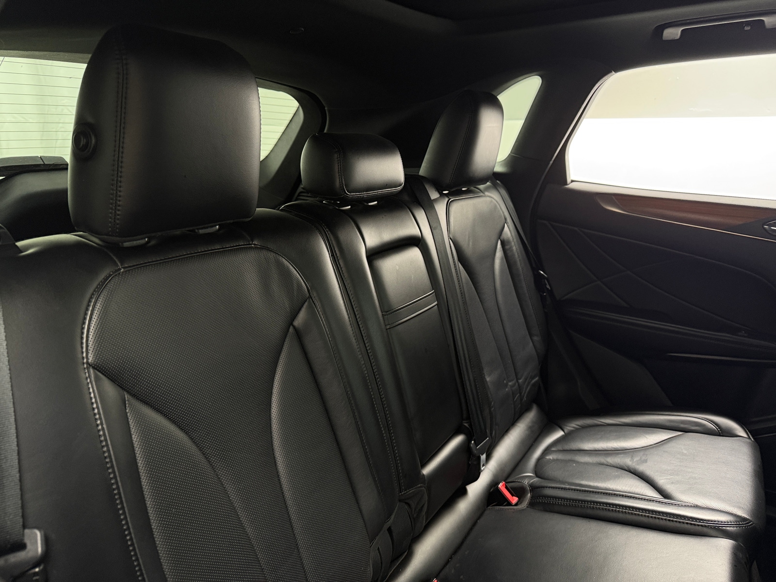 Thumbnail: 2017 Lincoln MKC - 5