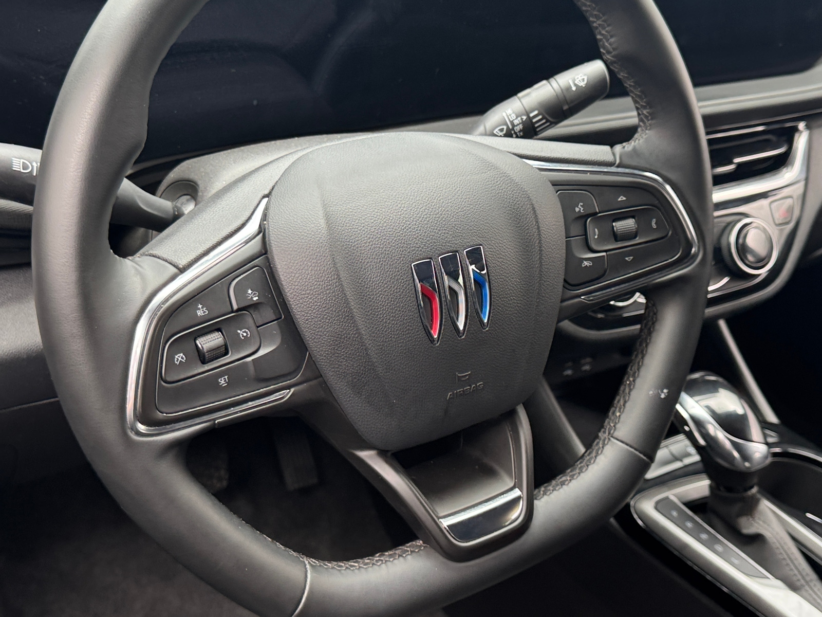 Thumbnail: 2025 Buick Envista - 4