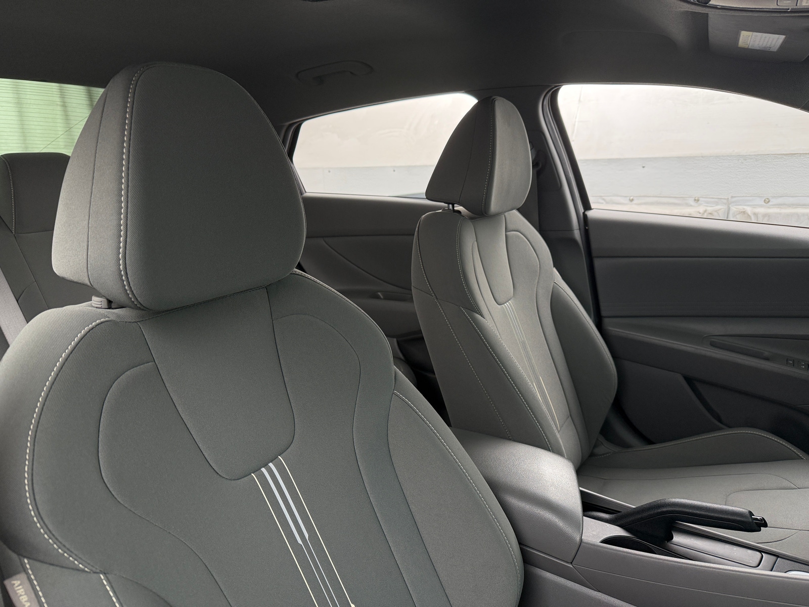 Thumbnail: 2022 Hyundai Elantra - 2