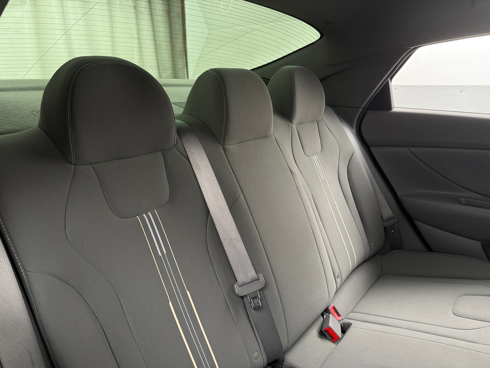 Thumbnail: 2022 Hyundai Elantra - 6