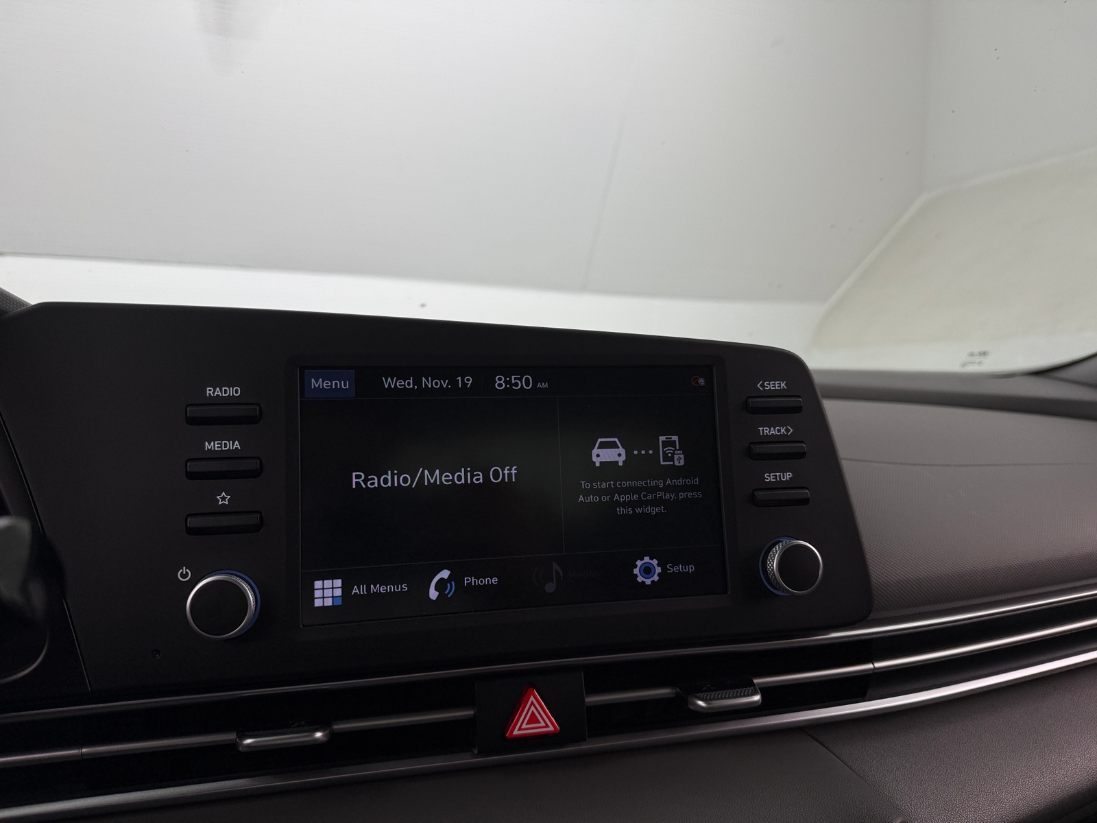 Thumbnail: 2022 Hyundai Elantra - 4