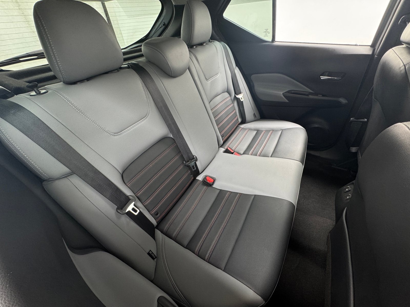 Thumbnail: 2021 Nissan Kicks - 6