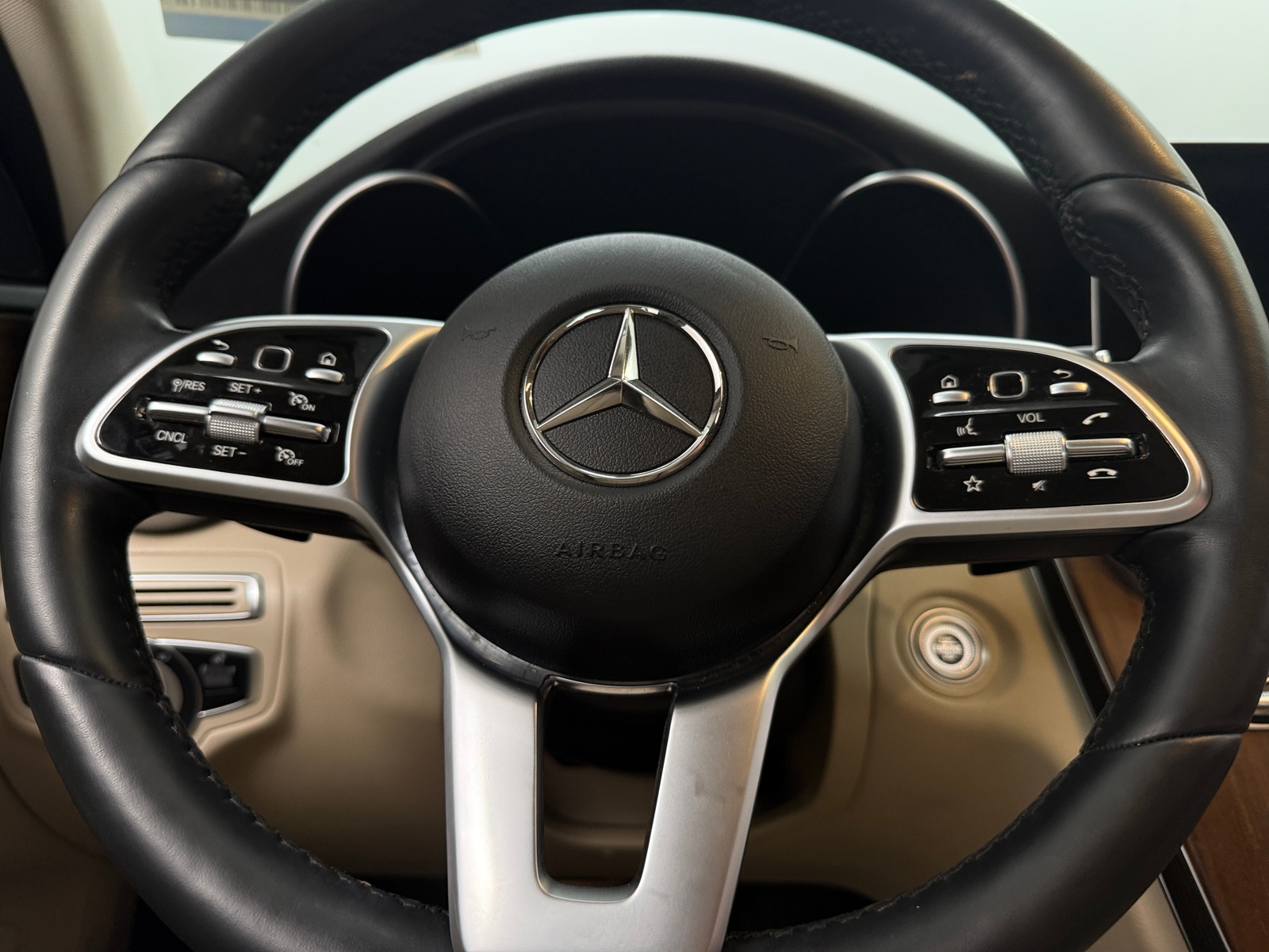 Thumbnail: 2021 Mercedes-Benz C-Class - 4
