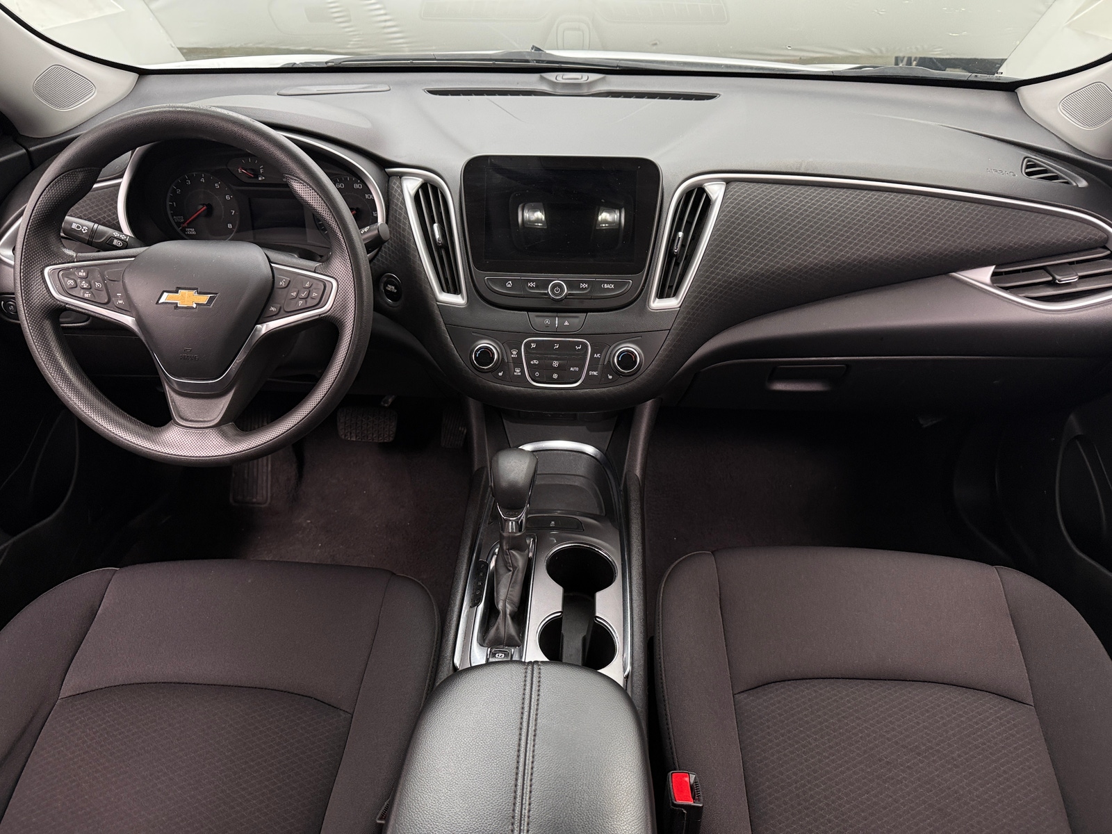 Thumbnail: 2023 Chevrolet Malibu - 3