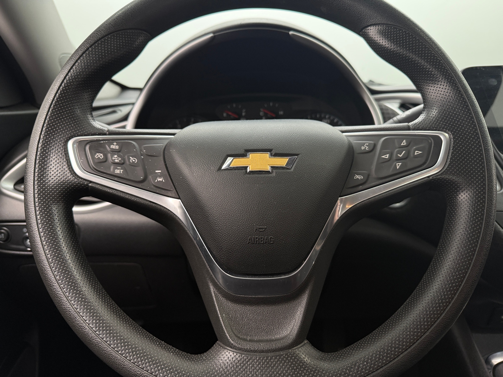 Thumbnail: 2023 Chevrolet Malibu - 5