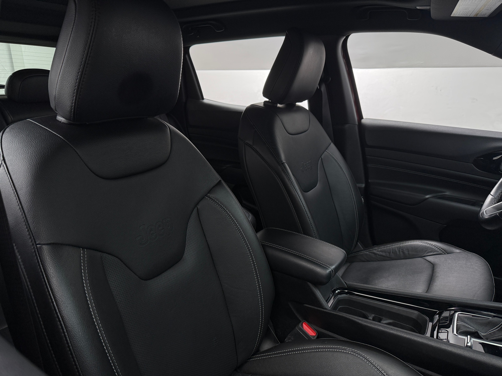 Thumbnail: 2022 Jeep Compass - 2