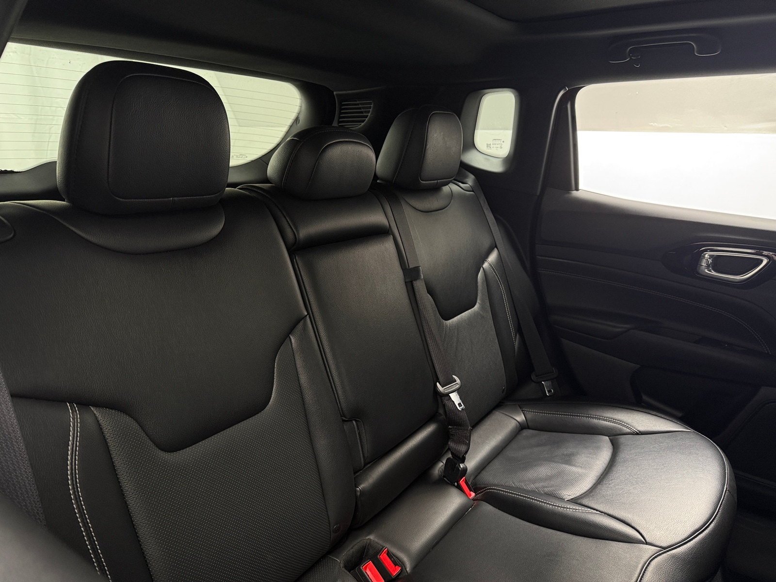 Thumbnail: 2022 Jeep Compass - 6