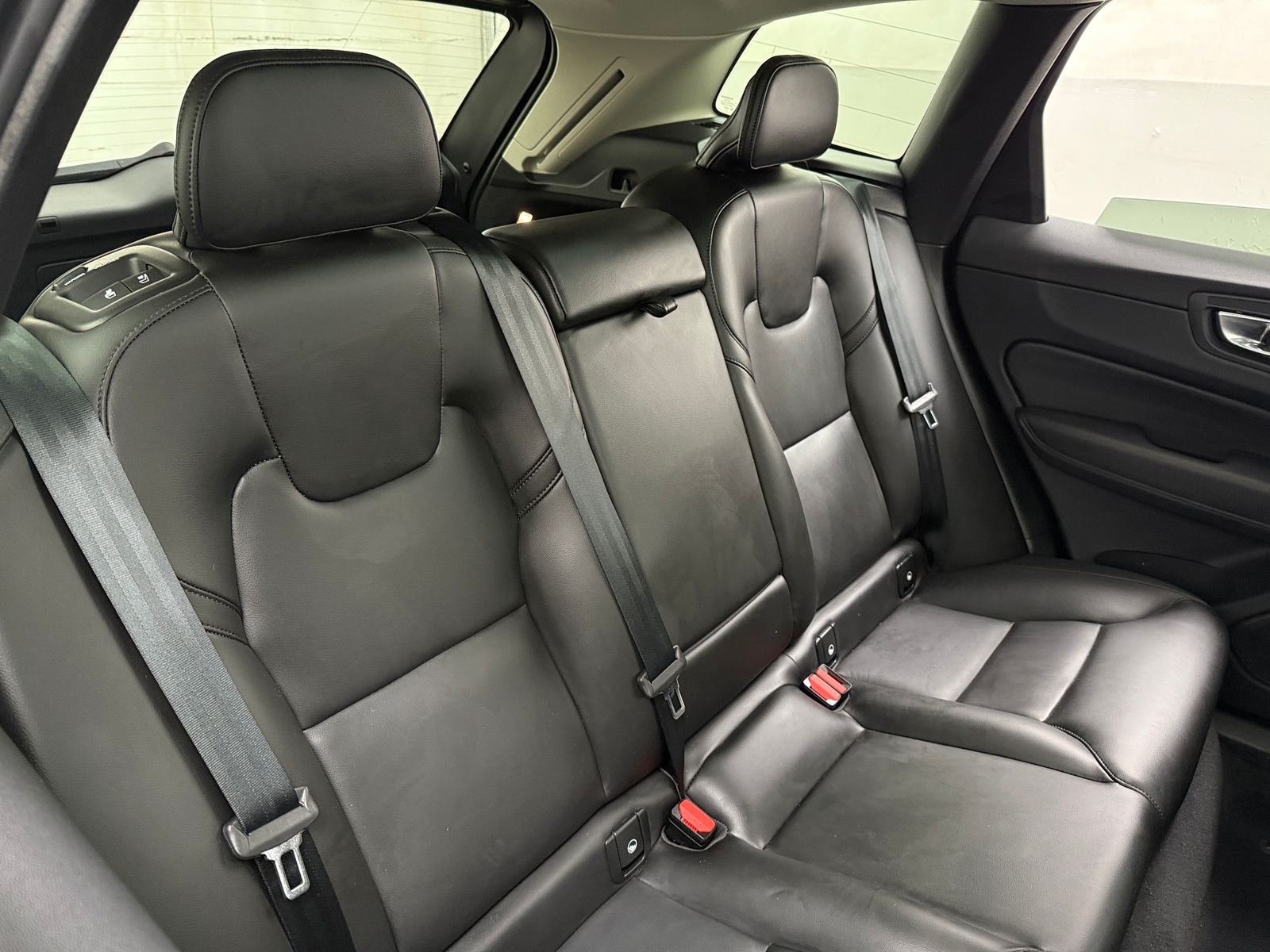 Thumbnail: 2024 Volvo XC60 - 6