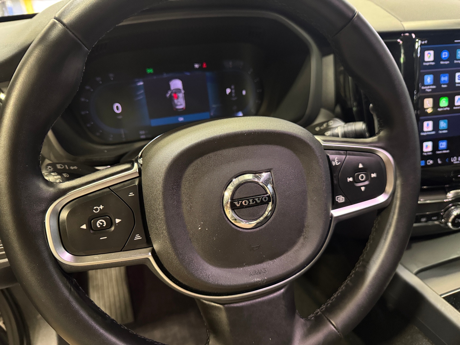 Thumbnail: 2024 Volvo XC60 - 5