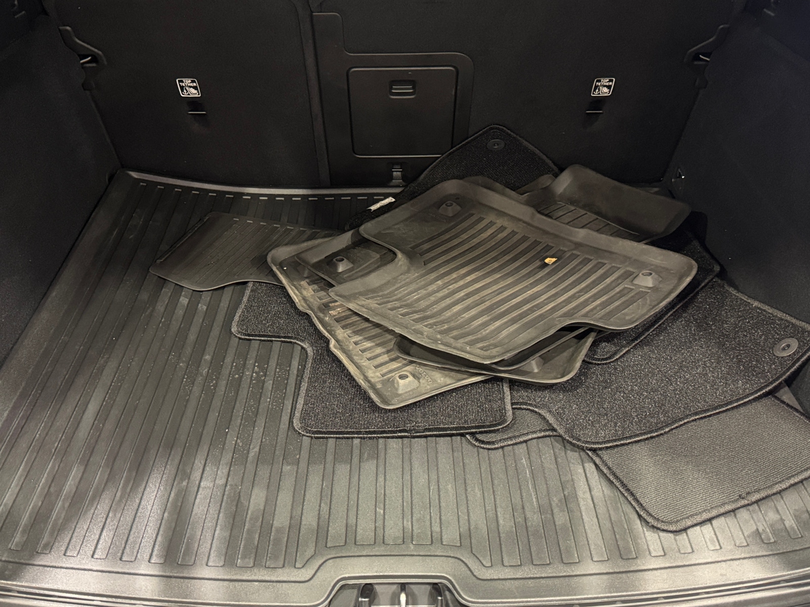 Thumbnail: 2024 Volvo XC60 - 7