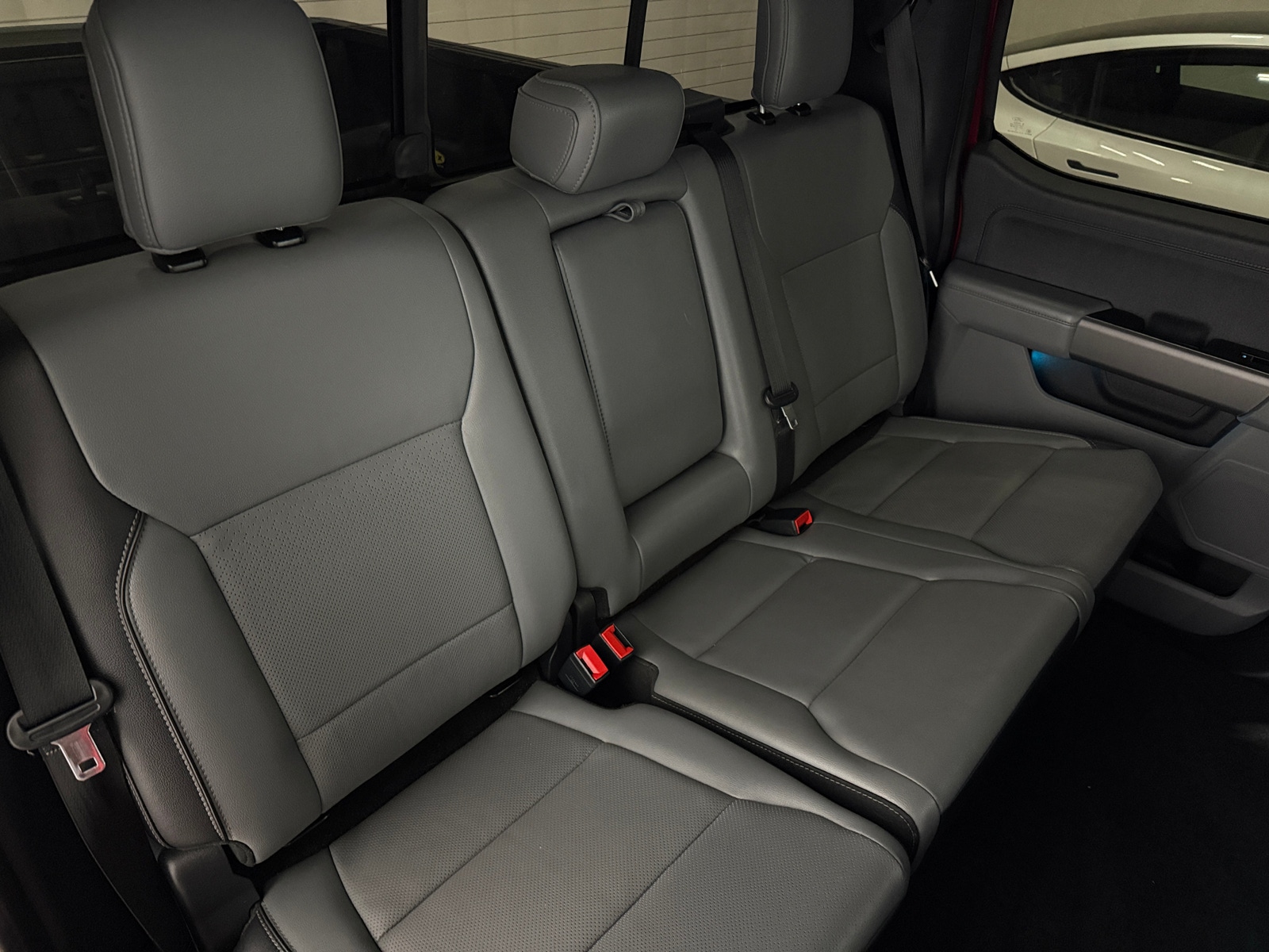 Thumbnail: 2022 Ford Econoline - 5