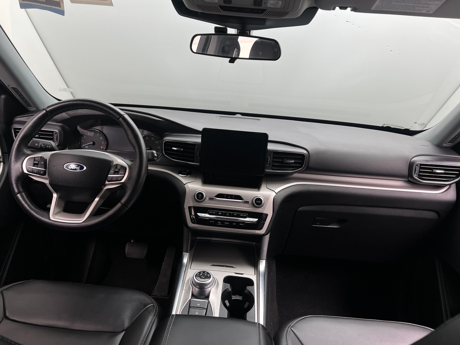 Thumbnail: 2023 Ford Explorer - 3