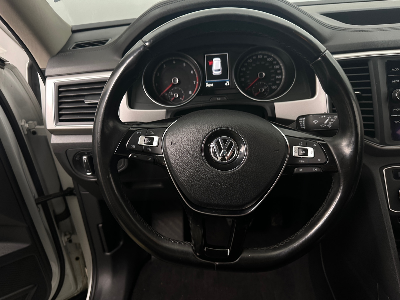 Thumbnail: 2019 Volkswagen Atlas - 4