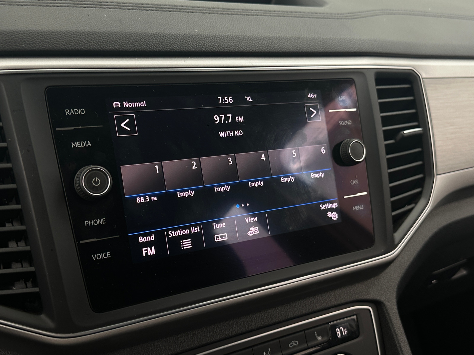 Thumbnail: 2019 Volkswagen Atlas - 3