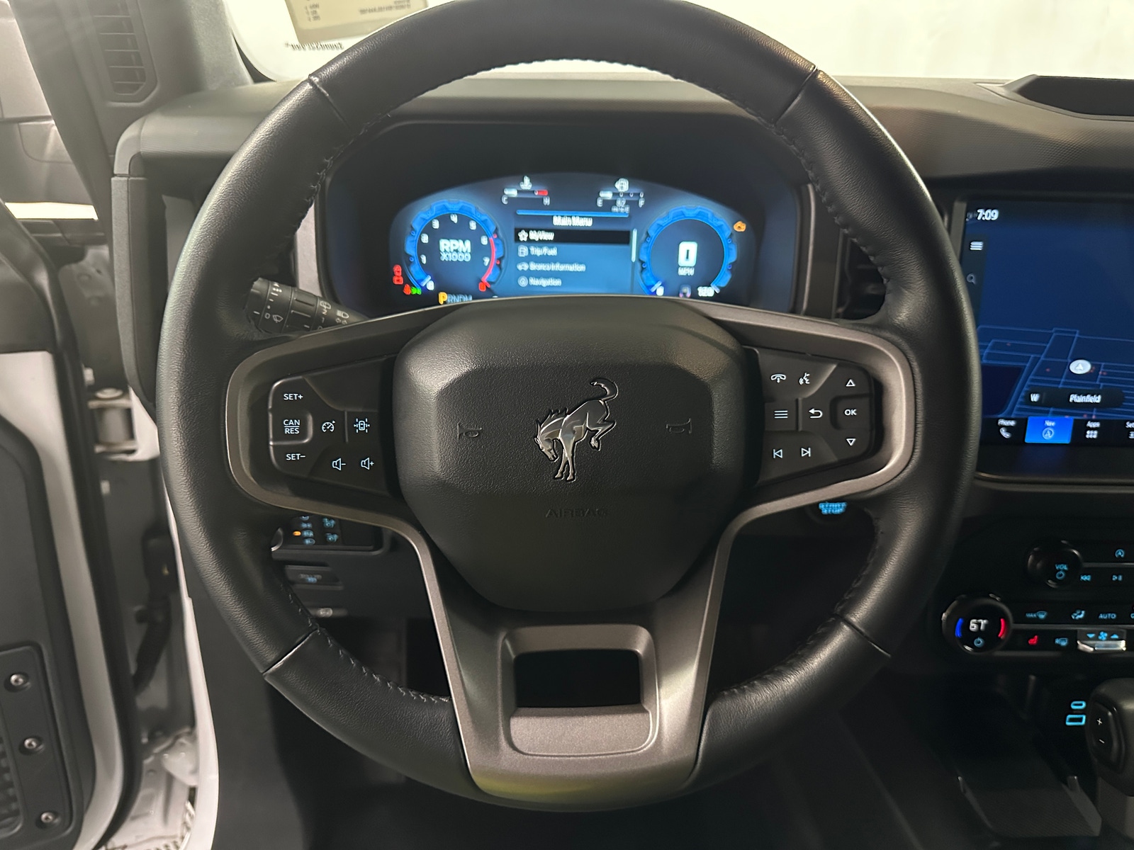 Thumbnail: 2025 Ford Bronco - 5