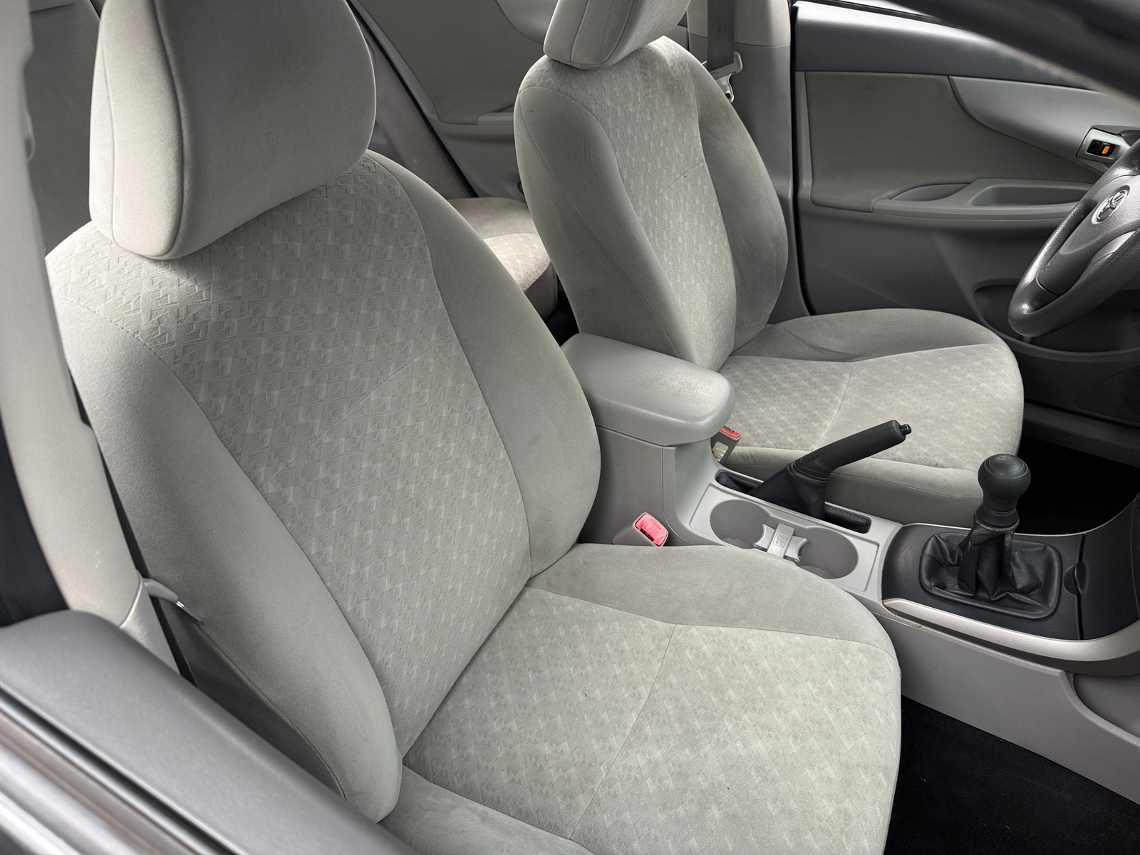 Thumbnail: 2010 Toyota Corolla - 2