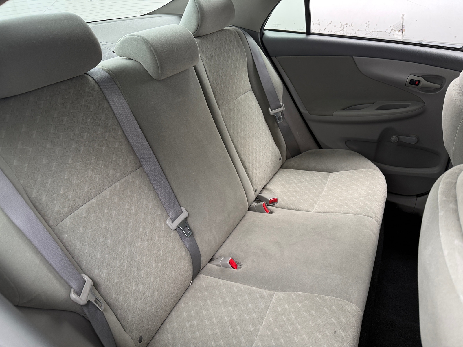 Thumbnail: 2010 Toyota Corolla - 6