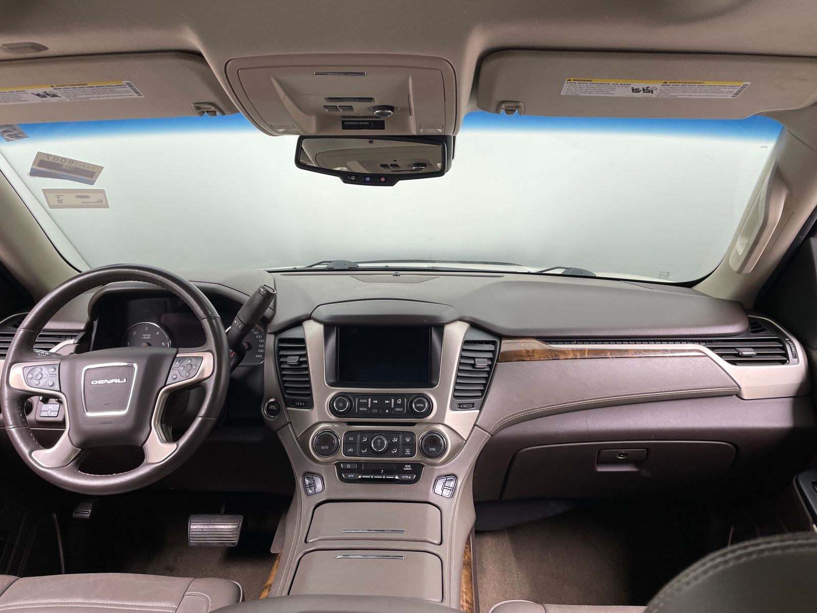 Thumbnail: 2015 GMC Yukon - 2