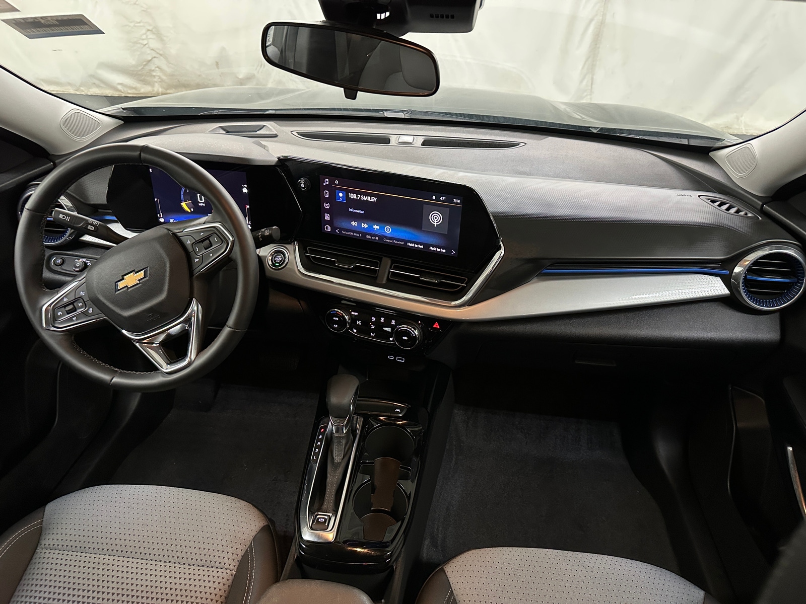 Thumbnail: 2025 Chevrolet Trax - 3